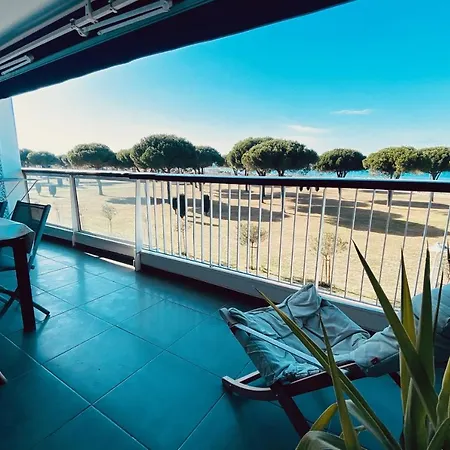 Le Mistral Vue Mer Apartment *